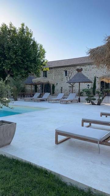 Gîte pour 3 personnes, avec piscine ainsi que jardin et terrasse à Monteux