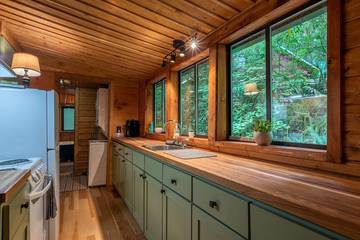 Cottage for 6 Guests in Rhododendron, Mount Hood, Picture 1