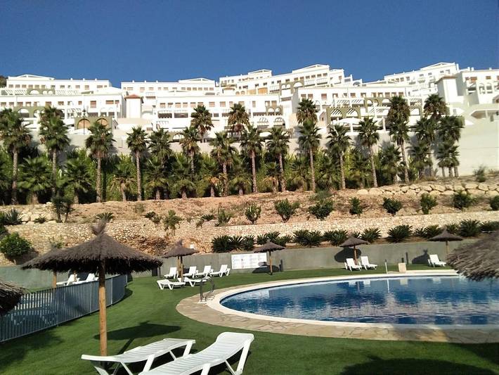 Apartamento entero, Apartamento 'Casa De Panorama' con vistas al lago, Wi-Fi y aire acondicionado in Jeresa, Costa de Valencia