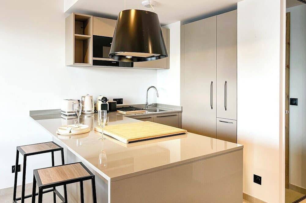 Geheel appartement, New 11p Apt | Central & on the slopes in Le Praz de Lys, Taninges