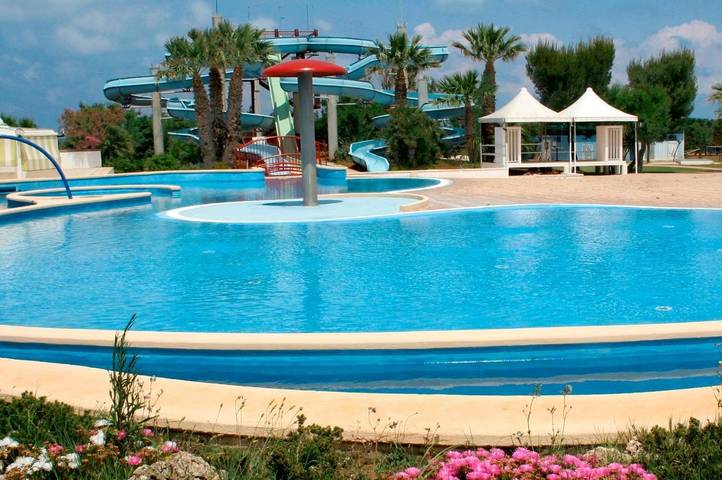 Camping für 6 Personen, mit Kinderpool und Terrasse sowie Pool im Salento - 3