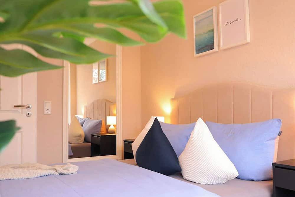 Ganze Wohnung, „Watt'n Ruh“ - Ferienwohnung am Meer mit Garten, Sauna und Hund willkommen in Cappel-Neufeld, Nordholz