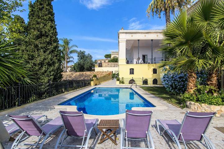 Chalet para 39 personas, con jardín, Se admiten mascotas en Bajo Penedés - 4