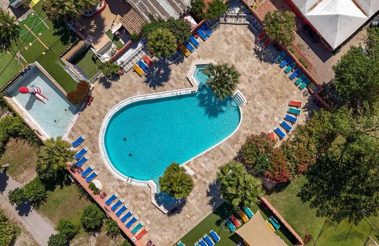 Location de vacances pour 6 personnes dans la Tamarissière - 3