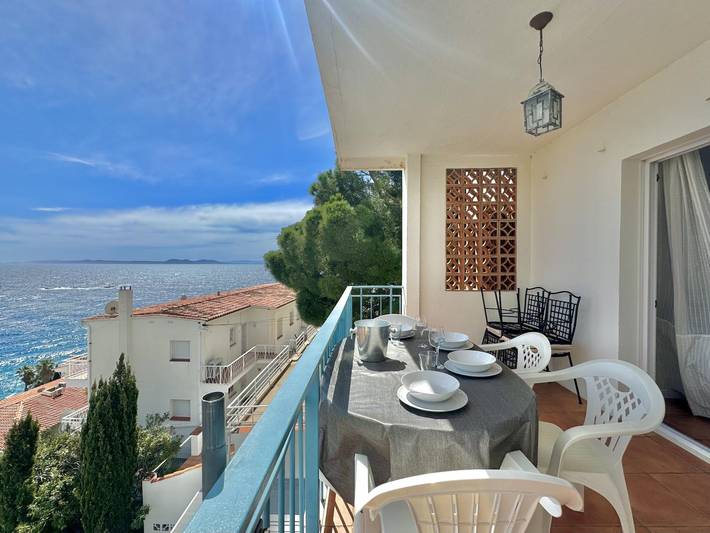 Ferienwohnung für 4 Personen, mit Meerblick und Balkon/Terrasse in Roses - 2