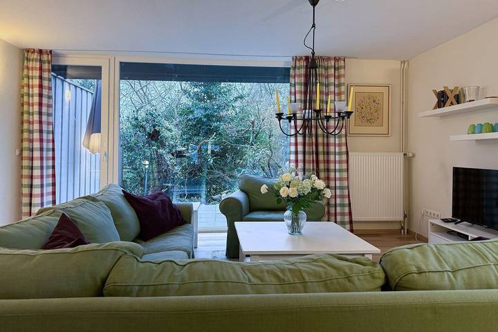 Ferienhaus für 6 Personen, mit Terrasse und Garten in Döse