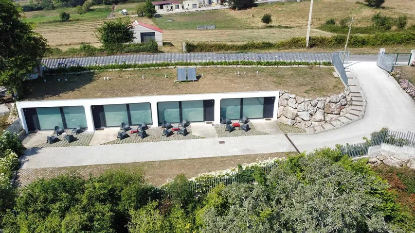 Apartamento de vacaciones para 4 personas, con vistas además de terraza y jardín - 1