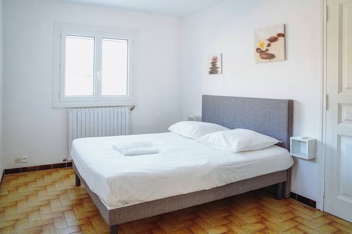 Gîte pour 6 personnes, avec piscine et terrasse, animaux acceptés à Vallon-Pont-d'Arc - 3
