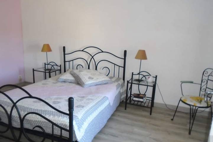 Location de vacances pour 5 personnes, avec jardin et terrasse, animaux acceptés à Vachères - 3