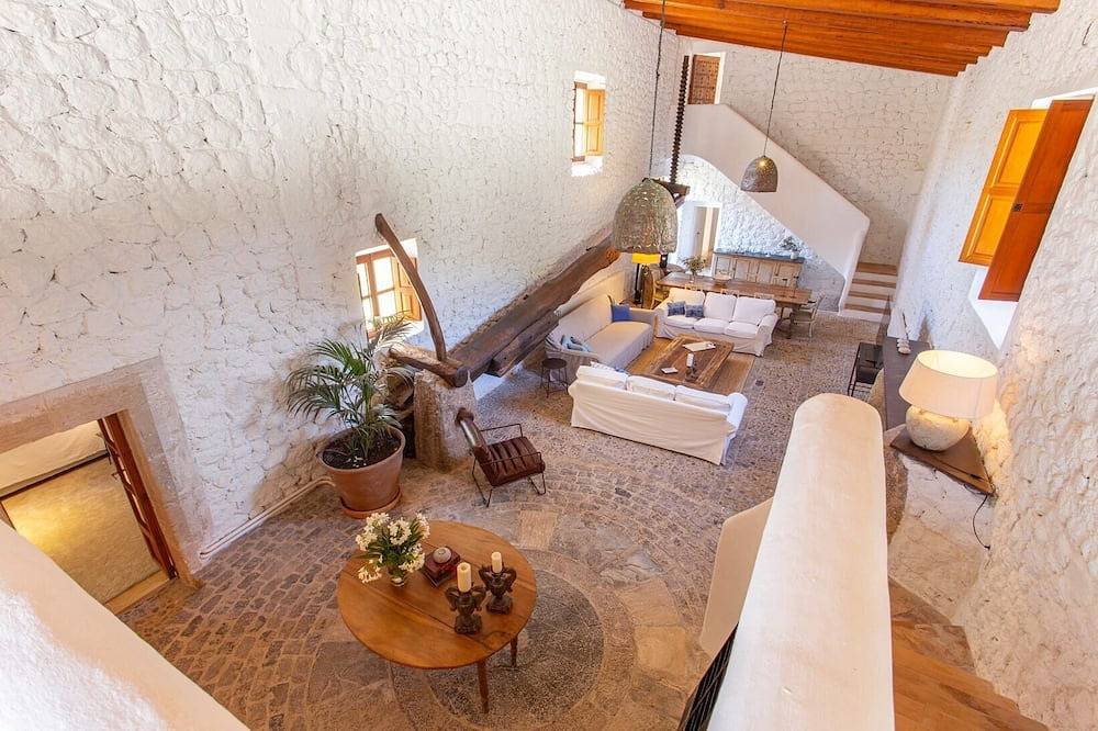 Villa Magnolia in S'Arxiduc, Valldemossa