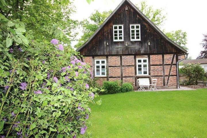 Ferienwohnung für 2 Personen, mit Terrasse und Garten