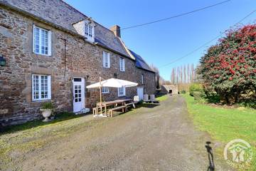 Gîte pour 15 personnes, avec jardin, animaux acceptés à Saint-Méloir-des-Ondes