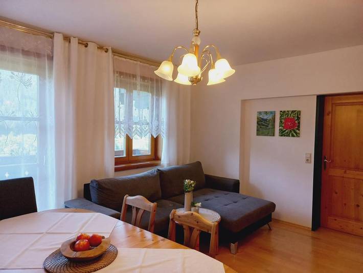 Ferienwohnung für 5 Personen, mit Garten und Pool sowie Ausblick und Sauna - 1