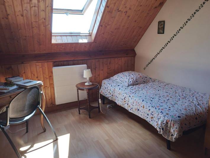 Maison de campagne pour 5 personnes, avec terrasse ainsi que jardin et vue, animaux acceptés à Fontenay-près-Vézelay - 3