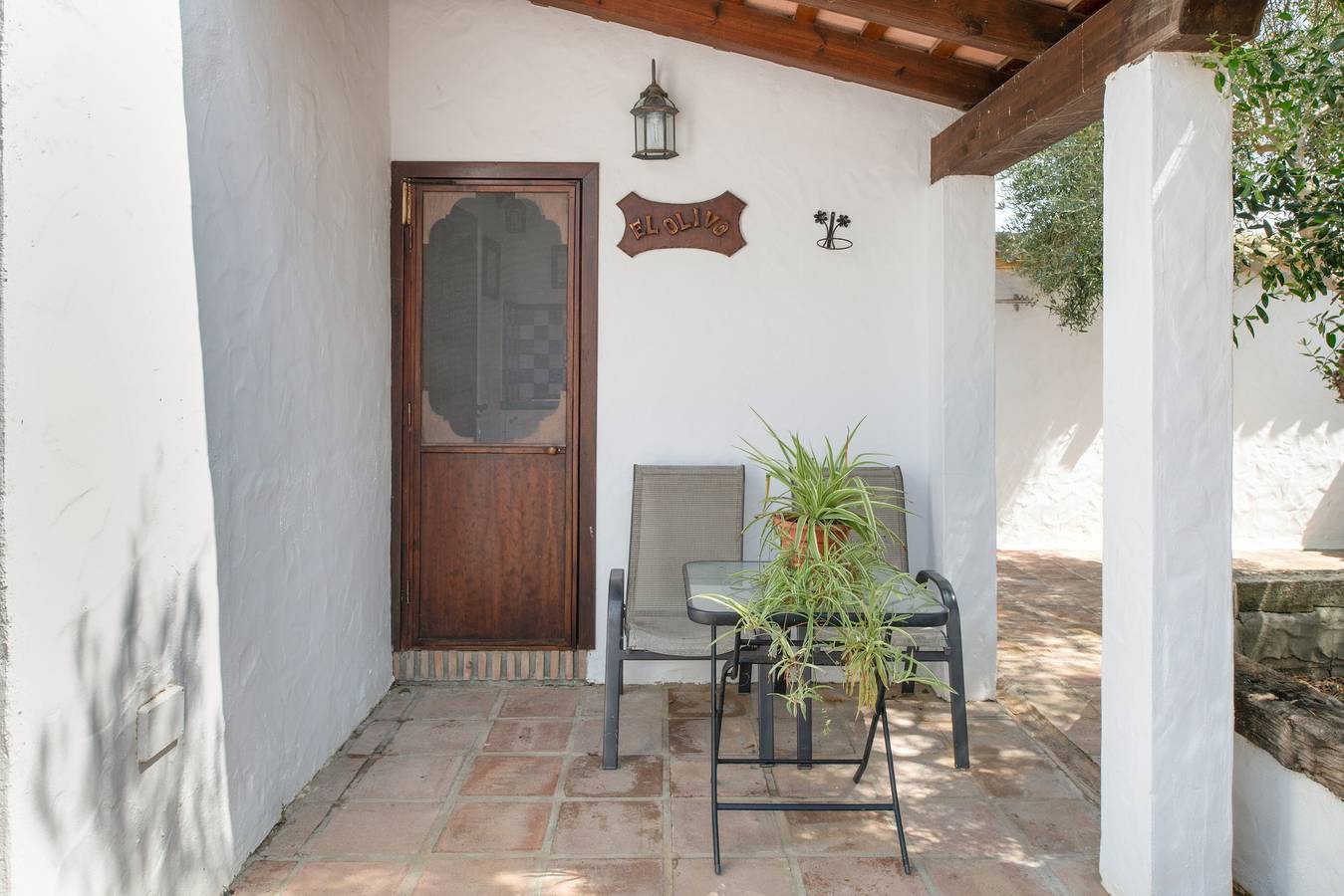 Apartamento 'Estudio El Olivo' con piscina compartida, Wi-Fi y aire acondicionado in Barbate, Costa de la Luz