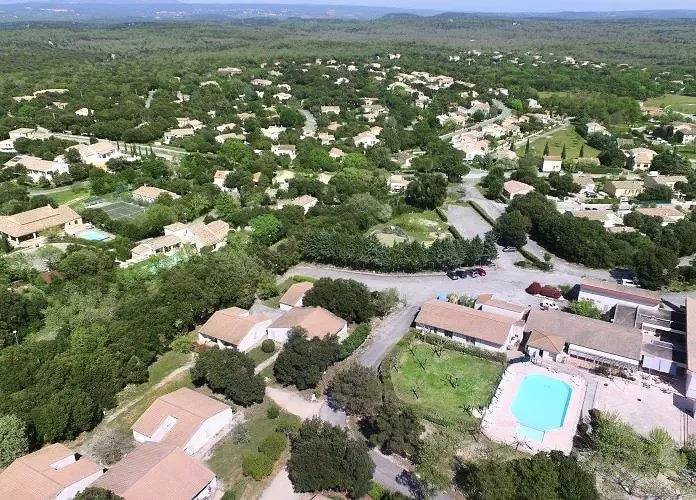 Gîte "Climatisation" 2 pièces - Accueil lit bébé impossible 4 personnes in Méjannes-le-Clap, Région d'Alès