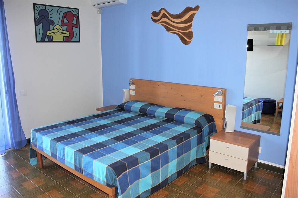 Apartamento entero, Apartment-1 With 2 Rooms-Near The Sea-Private Parking-Panoramic View in Cefalú, Cefalù (Municipio)