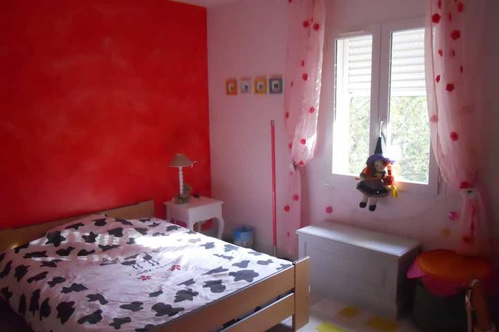 Location de vacances pour 8 personnes, avec jacuzzi ainsi que jardin et terrasse à Boissières - 3