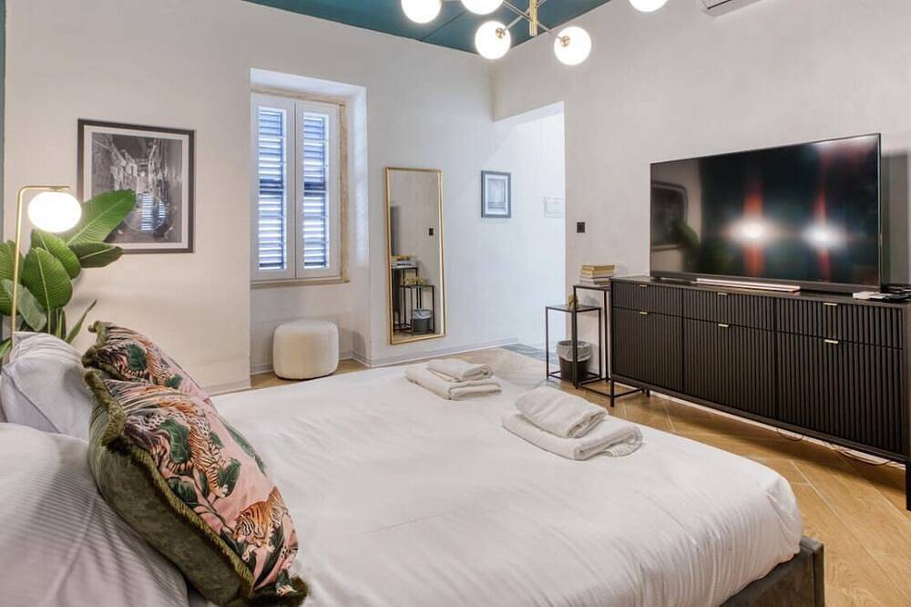 Ganze Wohnung, Deluxe Suite, King sized Bed, Harbour & Marina+ Ac in Cospicua, Insel Malta