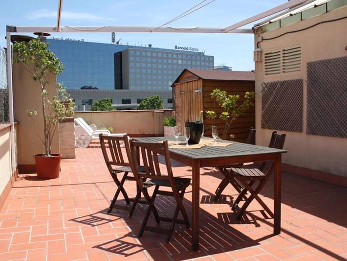 Apartamento para 4 personas, con Balcón además de Terraza y Vistas en Sants