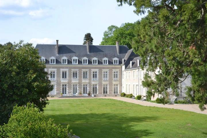 Cottage pour 2 personnes, avec terrasse ainsi que jardin et vue, animaux acceptés à Saint-Ouen-les-Vignes