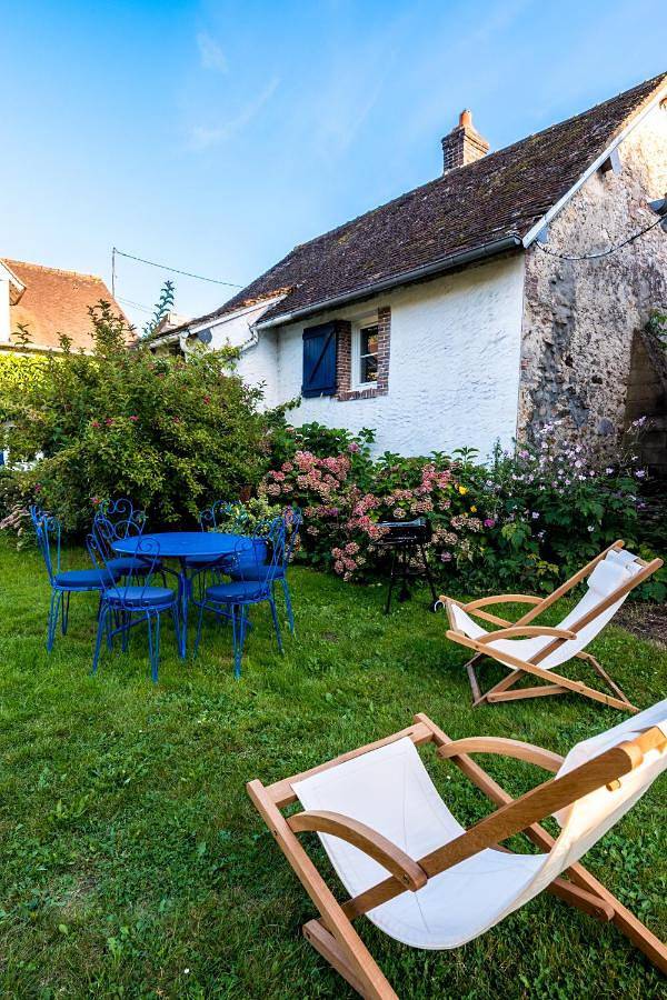 Location de vacances pour 5 personnes, avec jardin à Saint-Lucien