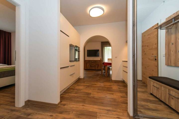 Ferienwohnung für 4 Personen, mit Garten und Ausblick, mit Haustier am Weissensee - 3