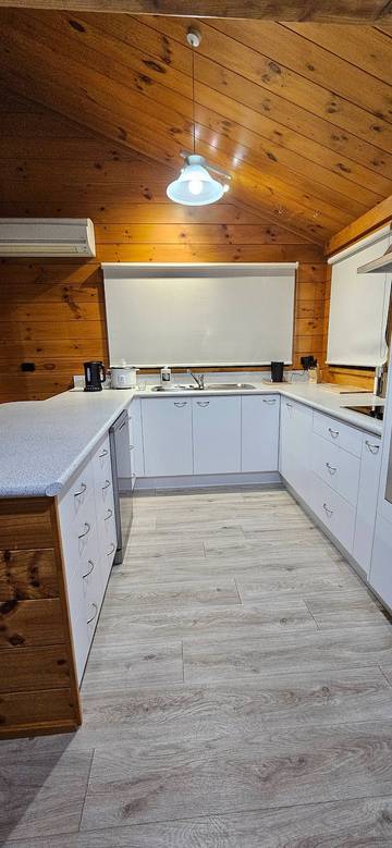 Holiday Letting for 6 People in Auckland Council, Photo 2