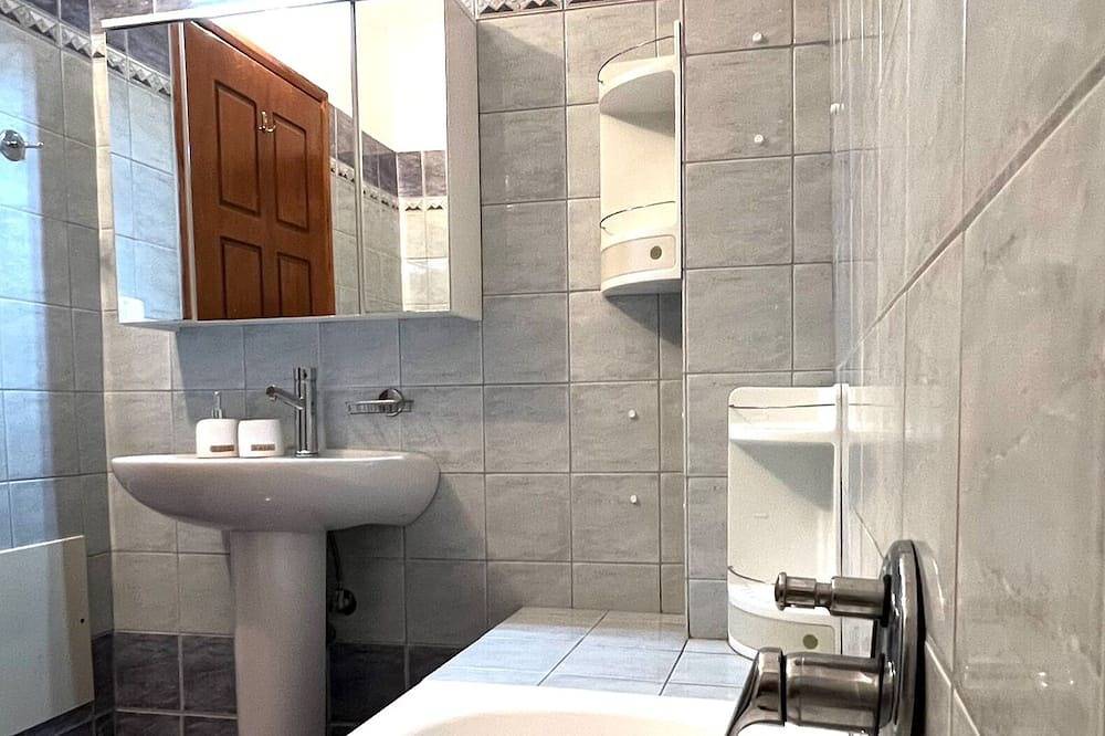 Hel lägenhet, ☀️Stella Apartment☀️Almyrida 350m from the Sea, you don't rent a Car in Almyrida, Vámos