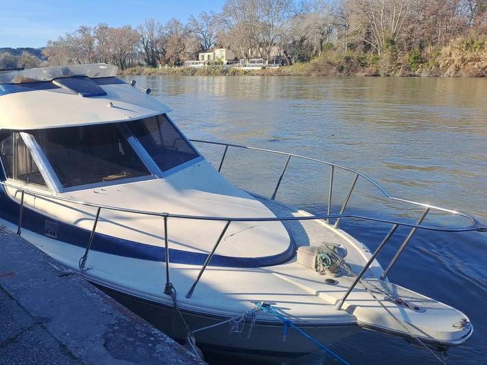 Bateau pour 4 personnes, avec Terrasse et Vue en Provence-Alpes-Côte d'Azur