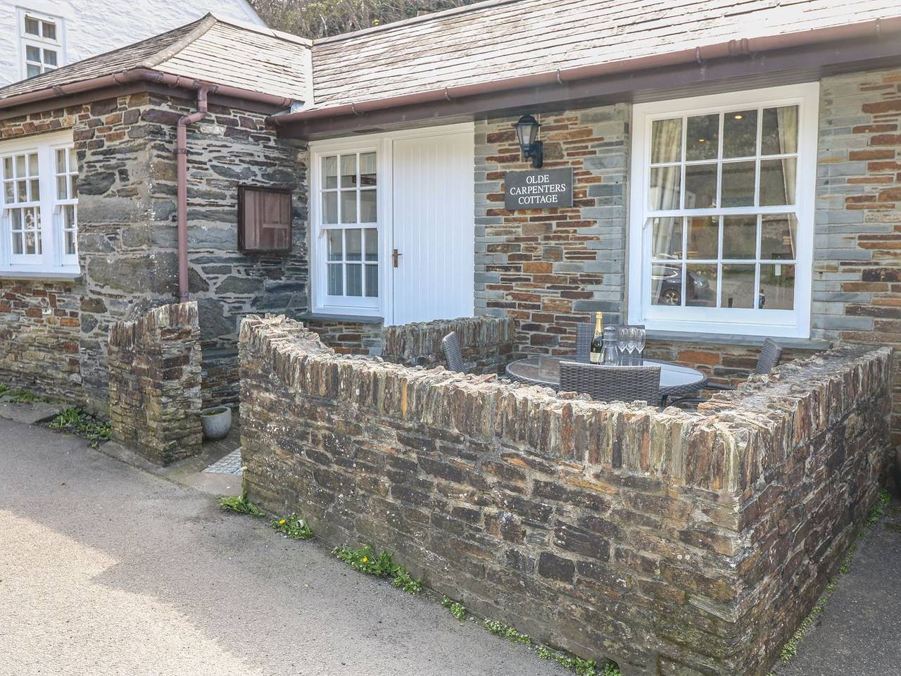 Olde Carpenters Cottage in Boscastle, Pentire Point - Widemouth