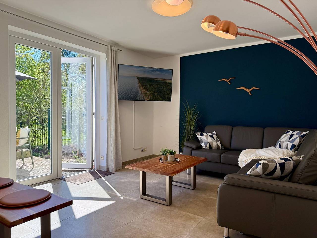 Geräumiges Ferienhaus mit Garten und moderner Ausstattung nahe Ribnitz-Damgarten in Neu Hirschburg, Ribnitz-Damgarten