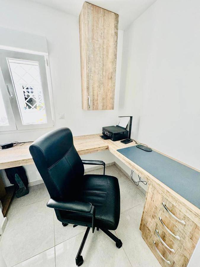 Apartamento entero, Three-Bedroom Apartment in Arroyo de La Miel, Benalmádena