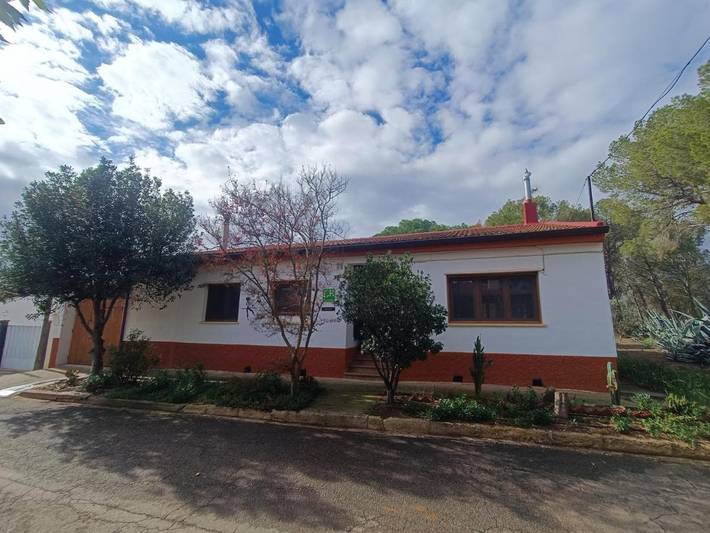 Casa de vacaciones para 6 personas, con jardín y terraza en Bajo Aragón - 3