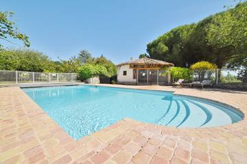 Gîte pour 3 personnes, avec jardin ainsi que terrasse et piscine à Arvert