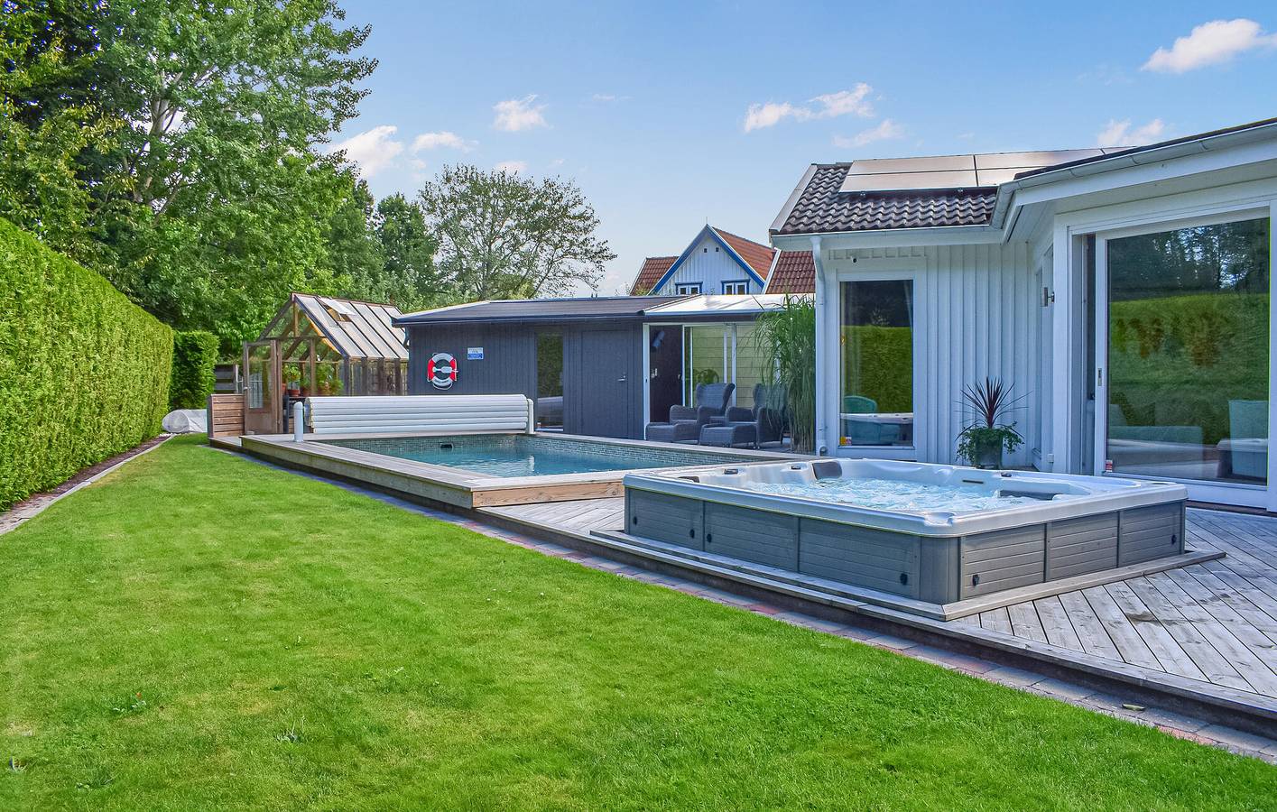 Hus för 6 Personer med pool in Bjärehalvön