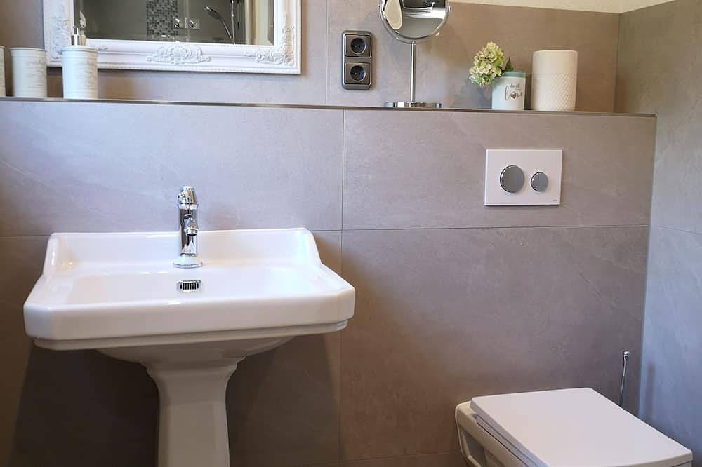Romantik,Erholung, Entspannung  Ihr stilvolles Ferienhaus \"Froschkönig\" in Middelhagen, Mönchgut