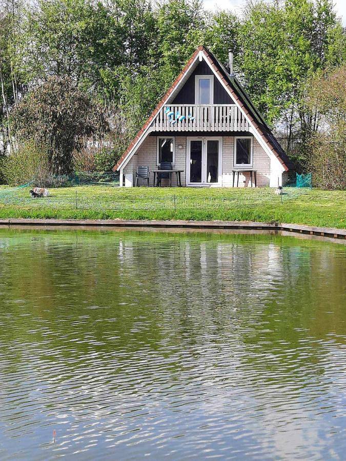De Gouwe, 158 - aan visvijver, de beste visstek in Gramsbergen, Hardenberg