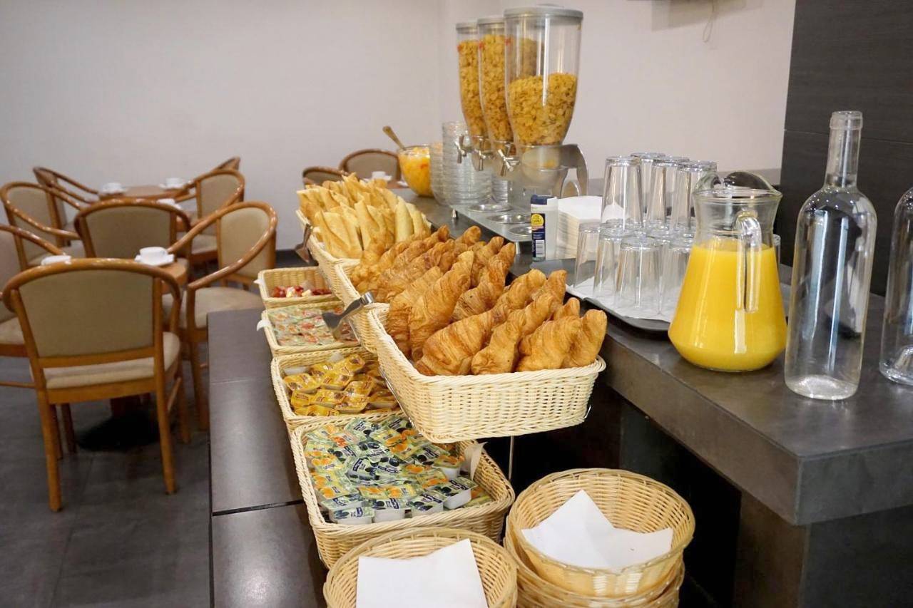 Hôtel Liège Strasbourg in Paris 10e Arrondissement, Paris