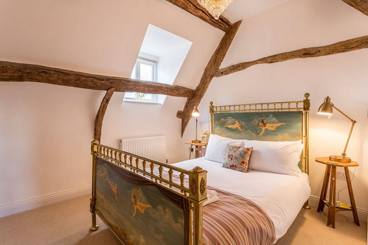 Cirencester Park Cottage in Cirencester, Gloucestershire