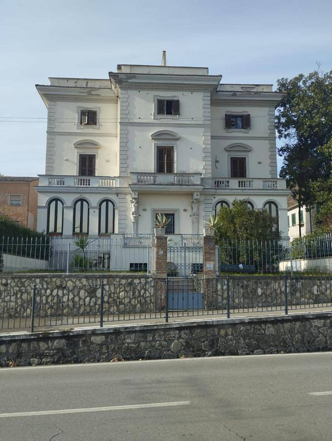 Appartamento per 4 persone, con Balcone e Terrazza nonché Panorama a Orte