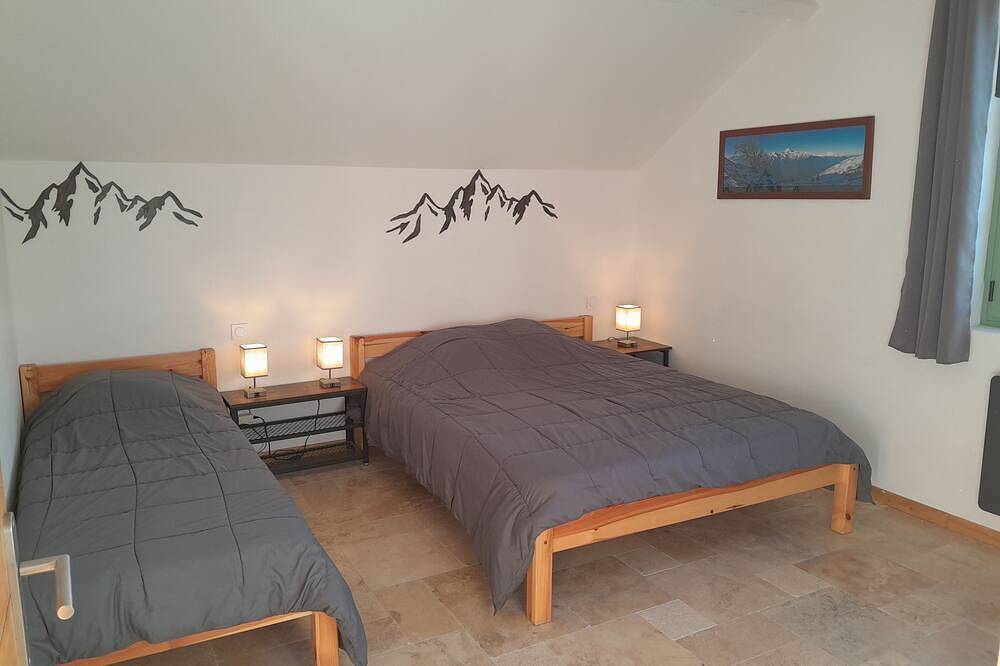 Converted barn - Lookout overlooking the valleys and mountains in Arreau, Pirineos franceses