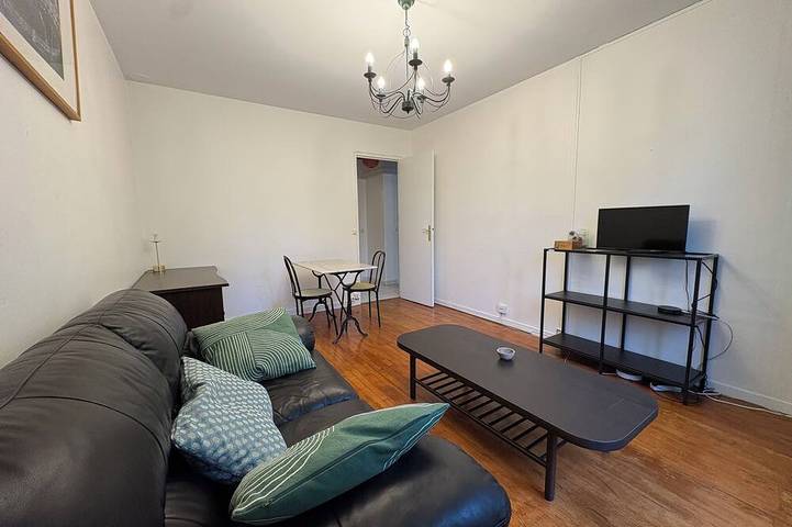 Ganze Wohnung, Charmant F2 proche Bois de Vincennes in Fontenay-sous-Bois, Val-de-Marne