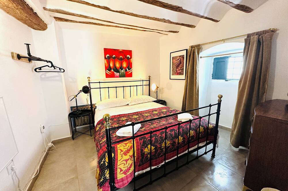 Casa de Sillas, Castril. Seis Personnas in Castril, Geoparque de Granada