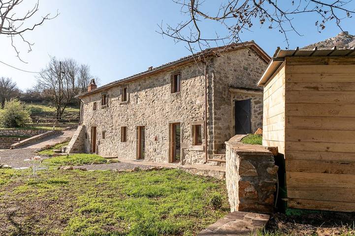 Agriturismo per 6 persone, con giardino, con animali domestici in Arcidosso