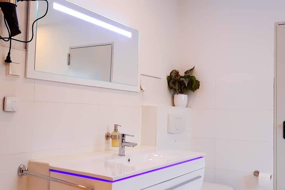 Ferienhaus Große Weite Welt mit 9 Schlafzimmern, 2 Badezimmer, 4x Wc, Garten in Nümbrecht, Oberbergischer Kreis