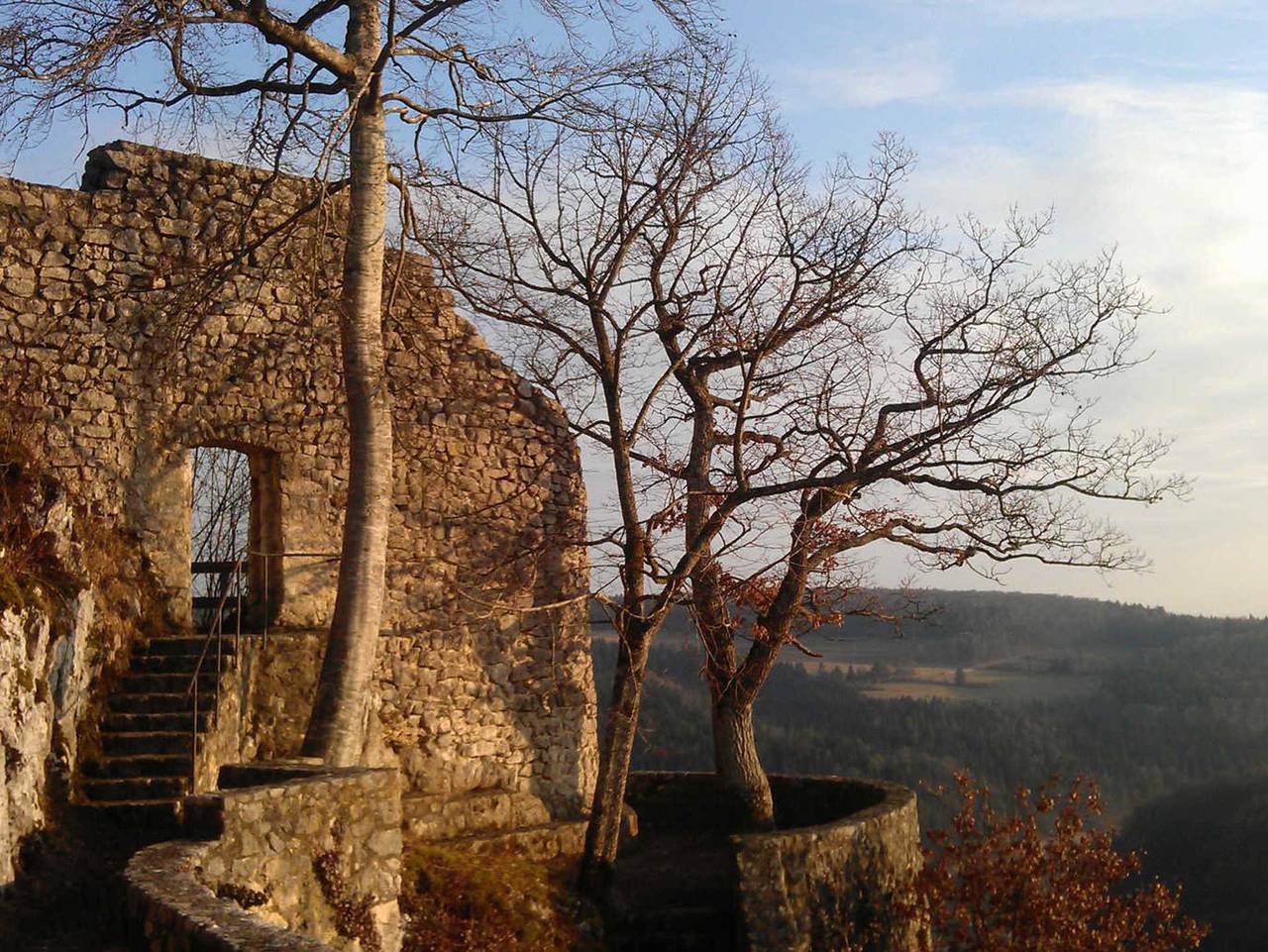 Ferienpark Lauterdörfle (0) - Ltd-03 Holzblockhaus mit Sw-Terrasse für 4 P. mit Haustier in Hayingen, Neckar-Alb