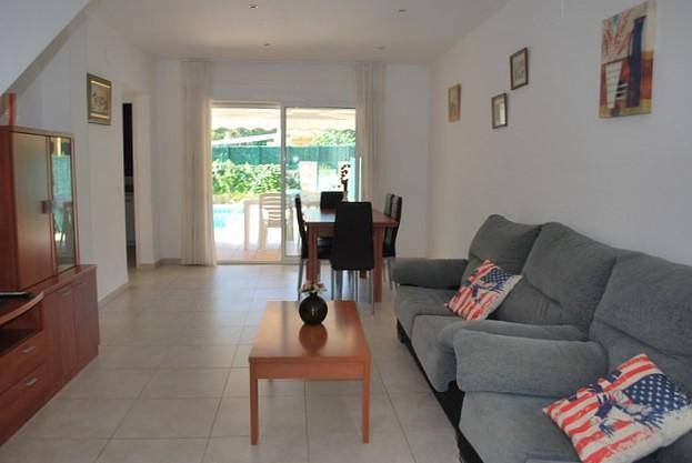 Casa rural para 6 personas, con terraza además de jardín y vistas en Tierras del Ebro - 4