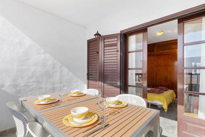 Apartamento entero, Blue Sky apartment - dos habitaciones y terraza fr in Puerto del Carmen, Tías
