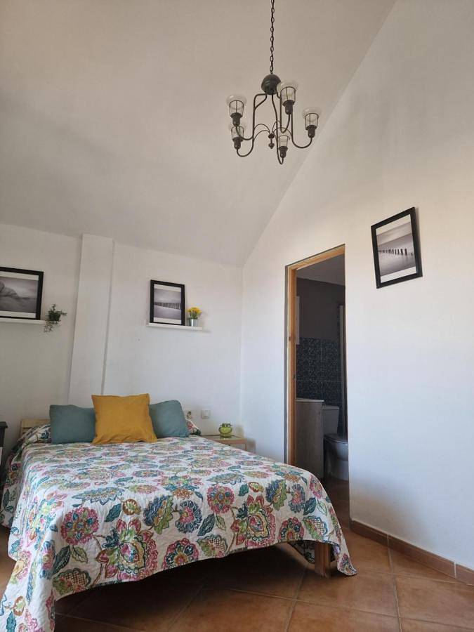 Gîte pour 2 personnes, avec terrasse ainsi que jardin et vue à Tarajalejo - 3